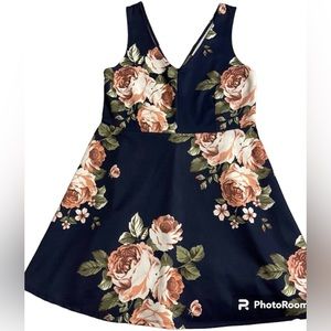 NWOT MM MM MM Floral Dress Sz L Navy Blue V Neck